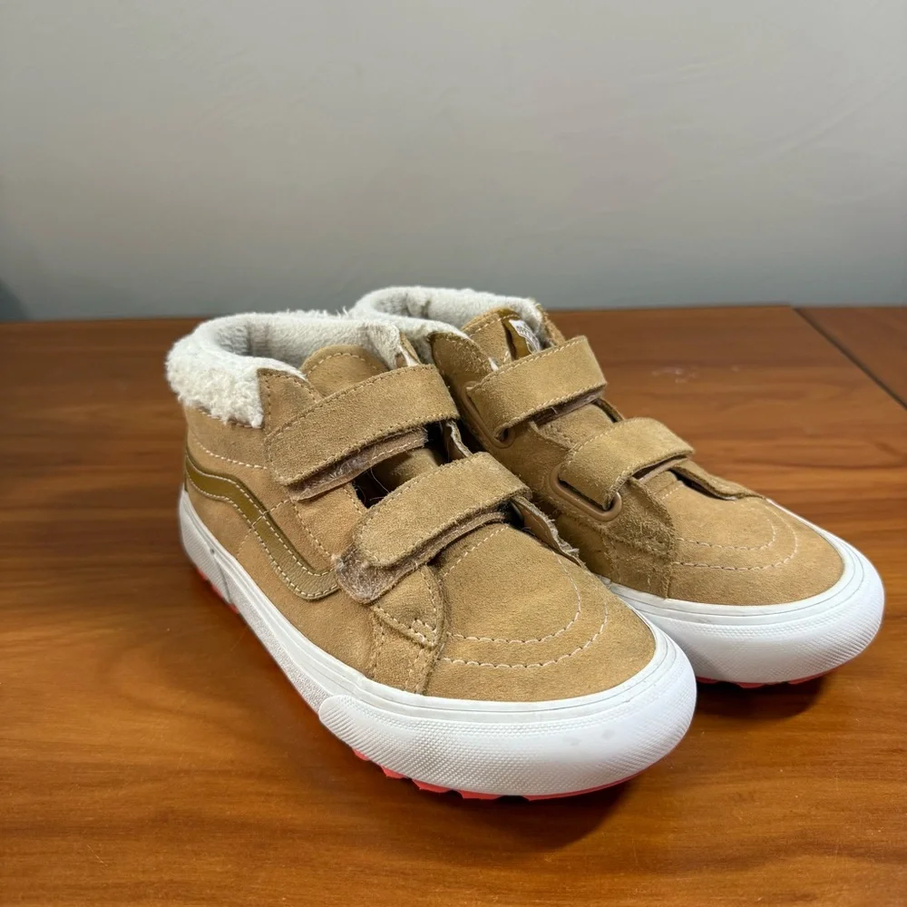 Vans Sk8 Mid Reissue V MTE Faux Sherling Lined Primaloft Snow Shoe Sneaker Tan 2
